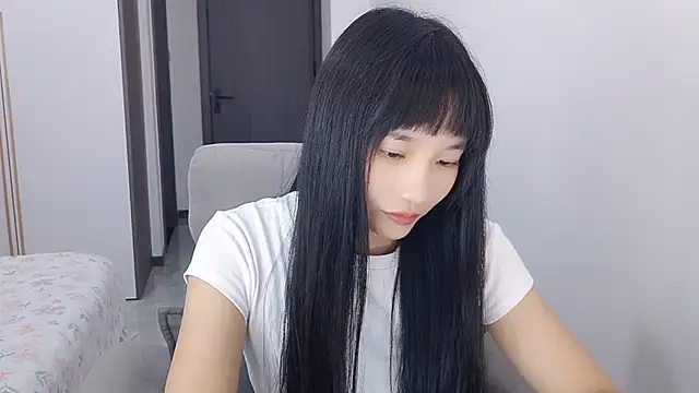 Snapshot of Lisa-3333 chatting on October 2, 2025, 1:18 pm Lisa-3333 online show from October 2, 2025, 1:18 pm