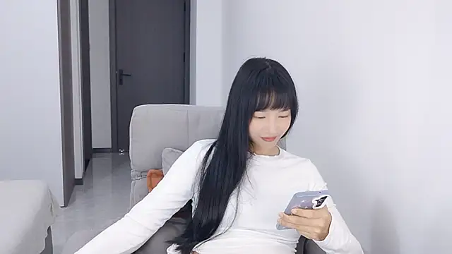 Snapshot of Lisa-3333 chatting on November 5, 2025, 2:06 pm Lisa-3333 online show from November 5, 2025, 2:06 pm