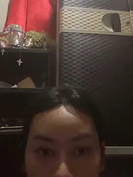 Snapshot of hechanovaa chatting on March 20, 2026, 12:43 pm hechanovaa online show from March 20, 2026, 12:43 pm