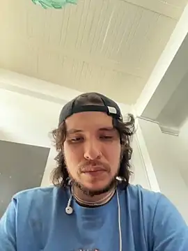 Snapshot of Luxx_14 chatting on March 16, 2026, 3:38 pm Luxx 14 online show from March 16, 2026, 3:38 pm