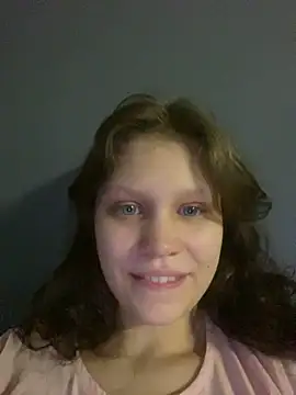 Snapshot of Lunliss chatting on September 26, 2025, 9:30 pm Lunliss online show from September 26, 2025, 9:30 pm