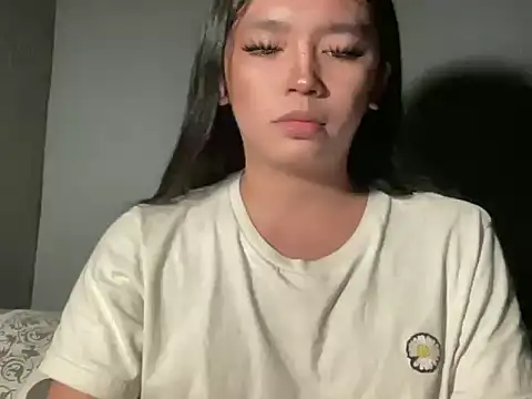 Snapshot of Claudia_Johnson chatting on November 24, 2025, 1:00 pm Claudia Johnson online show from November 24, 2025, 1:00 pm