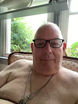 CharlieWeaver22 online show from July 1, 2026, 10:39 am