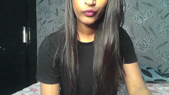 Snapshot of mickle_james chatting on February 12, 2026, 11:05 am mickle james online show from February 12, 2026, 11:05 am