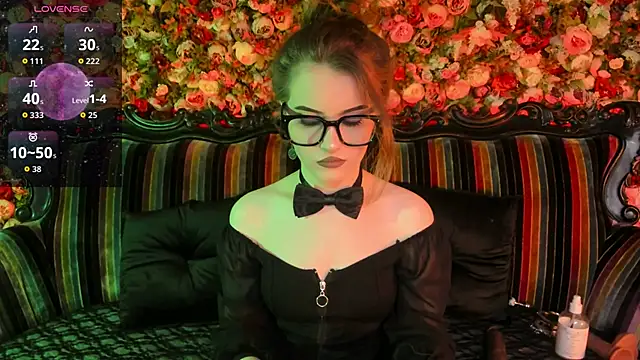 Snapshot of EllieMori chatting on February 28, 2026, 3:35 pm EllieMori online show from February 28, 2026, 3:35 pm