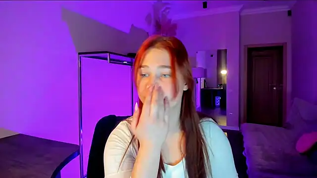 Snapshot of Meri_Cutte chatting on February 18, 2026, 1:40 pm Meri Cutte online show from February 18, 2026, 1:40 pm