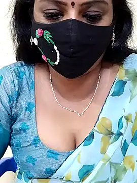 Snapshot of yoga-mithraa chatting on November 9, 2025, 2:21 am yoga-mithraa online show from November 9, 2025, 2:21 am