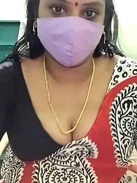 Snapshot of yoga-mithraa chatting on January 13, 2026, 4:34 pm yoga-mithraa online show from January 13, 2026, 4:34 pm