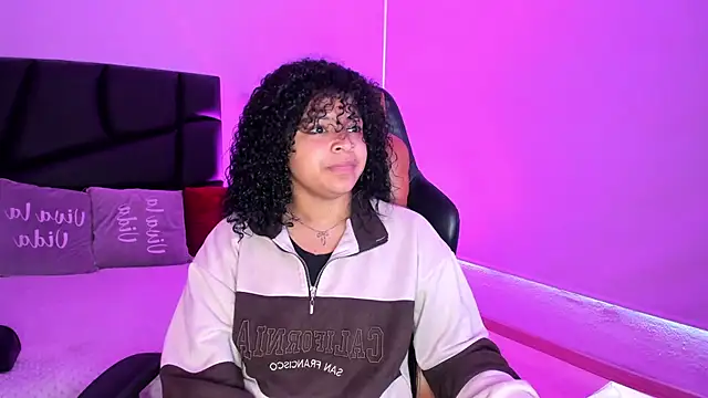 Snapshot of Dakota_Mars chatting on September 27, 2025, 12:54 pm Dakota Mars online show from September 27, 2025, 12:54 pm