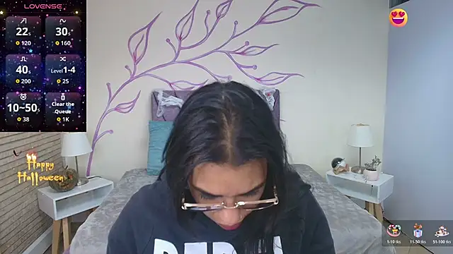 Lia Blake  online show from November 1, 2025, 12:40 pm