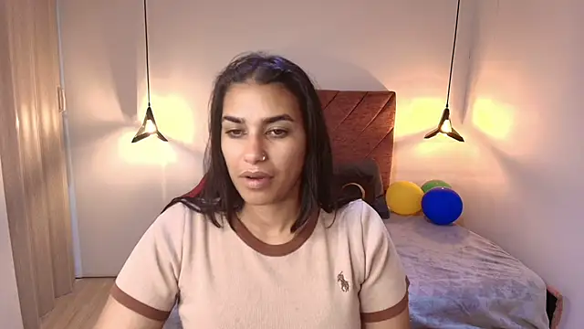 Lia Blake  online show from July 4, 2026, 7:42 pm