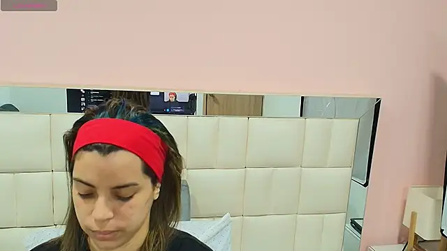 gisell gomez online show from November 8, 2025, 12:16 pm