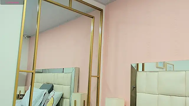 Snapshot of gisell_gomez chatting on January 10, 2026, 12:18 pm gisell gomez online show from January 10, 2026, 12:18 pm