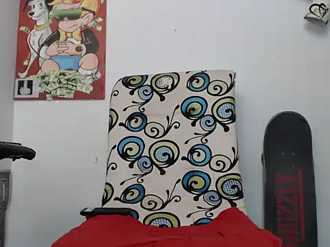 Thomasjons  online show from September 13, 2025, 3:12 pm