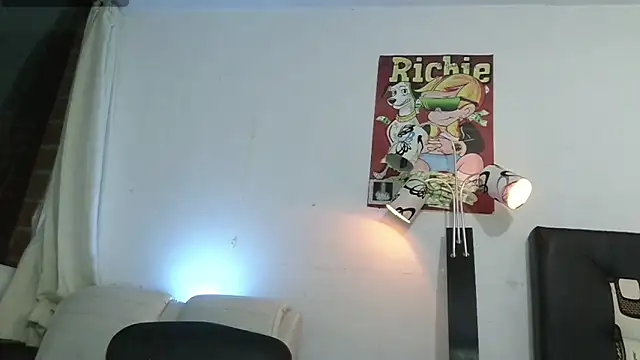 Thomasjons  online show from June 27, 2026, 1:21 am