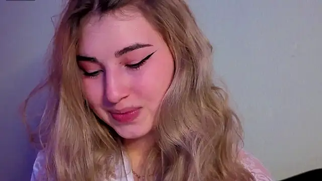 Snapshot of sugarskitty chatting on October 31, 2025, 1:17 am sugarskitty online show from October 31, 2025, 1:17 am