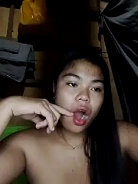 Snapshot of cloe_candy19 chatting on December 18, 2025, 10:10 am cloe candy19 online show from December 18, 2025, 10:10 am