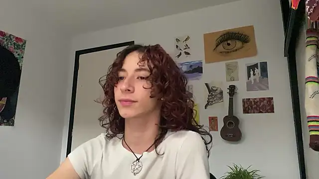 Snapshot of camille_delrey chatting on March 6, 2026, 10:39 pm camille delrey online show from March 6, 2026, 10:39 pm