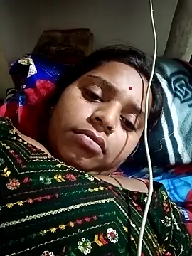 Hot crety online show from November 3, 2025, 11:48 pm