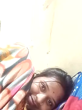 Hot crety online show from February 28, 2026, 4:52 pm