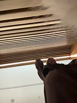 Snapshot of ElliRose chatting on November 12, 2025, 7:09 am ElliRose online show from November 12, 2025, 7:09 am