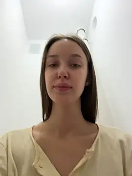 Snapshot of ElliRose chatting on January 10, 2026, 6:59 am ElliRose online show from January 10, 2026, 6:59 am