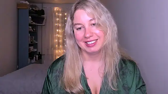 NancySanders online show from May 16, 2026, 7:45 pm