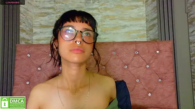 Snapshot of _mavis2 chatting on September 9, 2025, 7:57 pm mavis2 online show from September 9, 2025, 7:57 pm
