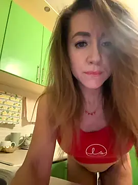 MarinaDiva11 74 online show from November 26, 2025, 8:32 pm