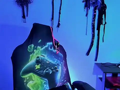 zeus 7777 online show from November 5, 2025, 7:41 am