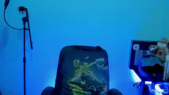 zeus 7777 online show from April 16, 2026, 10:27 am