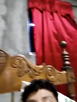 Snapshot of MattBroddy chatting on November 7, 2025, 12:32 am MattBroddy online show from November 7, 2025, 12:32 am