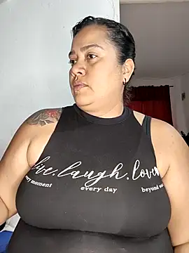 NARNYALABELLA online show from February 19, 2026, 11:01 pm