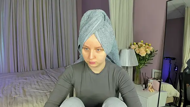Rina Panic online show from May 30, 2026, 1:03 am