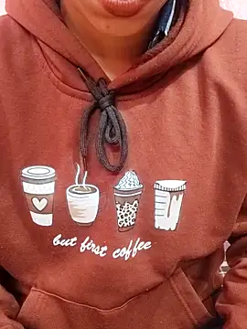 Snapshot of NAIRA5677 chatting on January 7, 2026, 5:54 am NAIRA5677 online show from January 7, 2026, 5:54 am