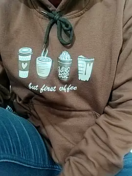 Snapshot of NAIRA5677 chatting on February 6, 2026, 5:12 am NAIRA5677 online show from February 6, 2026, 5:12 am