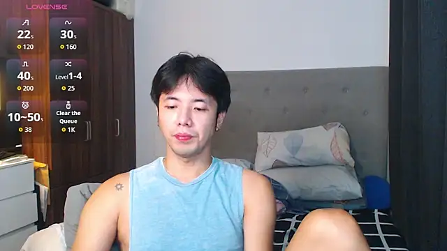 Snapshot of Addictiveboi chatting on September 14, 2025, 10:14 am Addictiveboi online show from September 14, 2025, 10:14 am