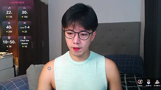 Snapshot of Addictiveboi chatting on September 20, 2025, 1:50 am Addictiveboi online show from September 20, 2025, 1:50 am