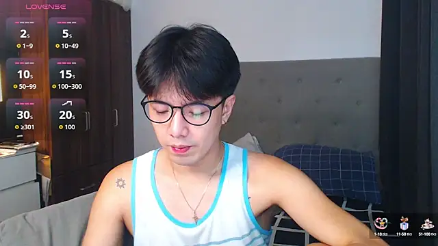 Snapshot of Addictiveboi chatting on September 22, 2025, 4:58 am Addictiveboi online show from September 22, 2025, 4:58 am