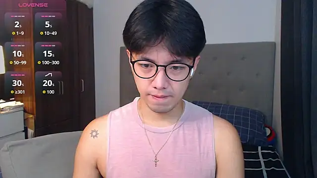 Snapshot of Addictiveboi chatting on September 25, 2025, 2:37 am Addictiveboi online show from September 25, 2025, 2:37 am
