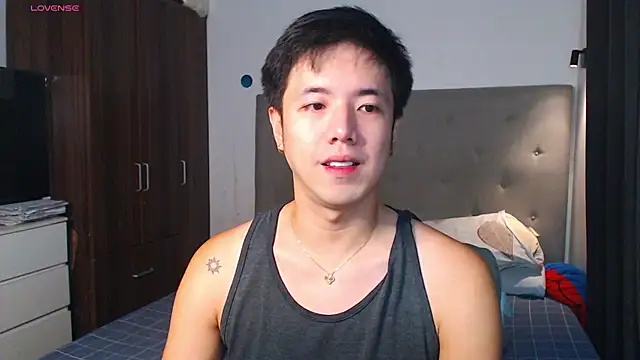 Addictiveboi online show from March 26, 2026, 1:11 am