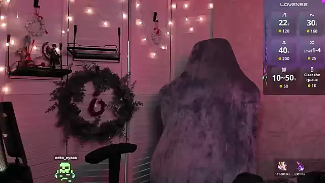 aestheticbeing online show from December 21, 2025, 12:34 pm