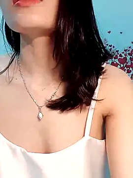 Hinna x online show from March 8, 2026, 6:50 am