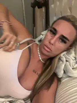 EllieMaeBaby online show from October 15, 2025, 8:53 pm