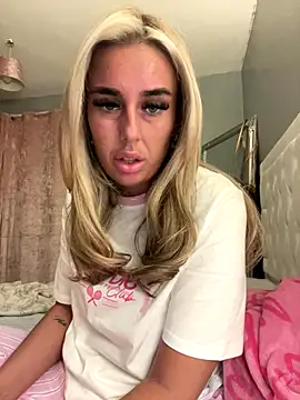 EllieMaeBaby online show from November 26, 2025, 9:27 pm