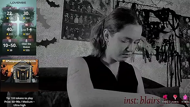 Snapshot of the_high_priestess chatting on October 29, 2025, 5:31 am the high priestess online show from October 29, 2025, 5:31 am