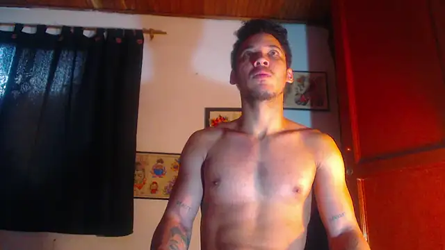 RuiMaddoox online show from October 7, 2025, 12:02 pm