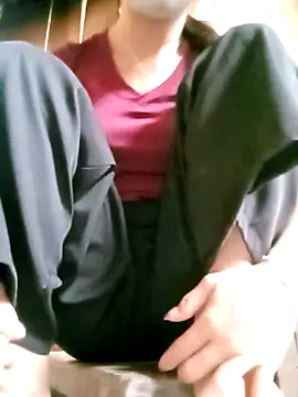 daisy will online show from November 17, 2025, 3:23 am