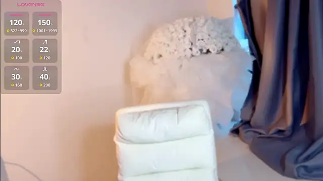 Snapshot of Tina-a chatting on October 22, 2025, 9:20 am Tina-a online show from October 22, 2025, 9:20 am