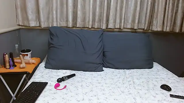 Snapshot of SlutyAngelxxx chatting on February 13, 2026, 6:59 pm SlutyAngelxxx online show from February 13, 2026, 6:59 pm